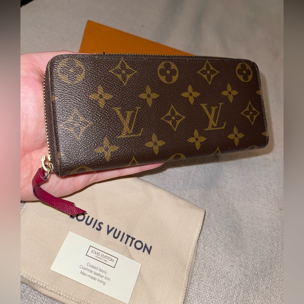 SOLD❗️LV NEW❗️$630 Clémence Wallet❗️AUTHENTIC❗️ - Picture 7 of 15